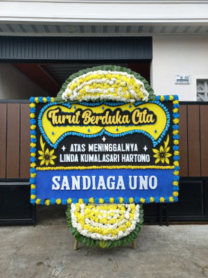 Papan Bunga Duka di Gading