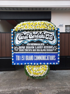 Papan Bunga Duka di Gading